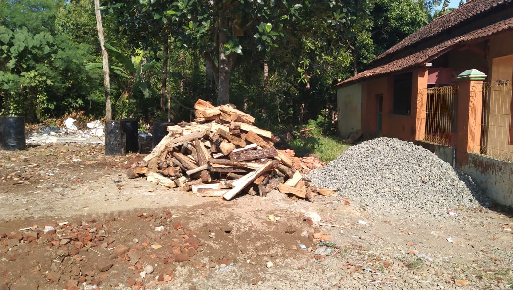 Pengaspalan Jalan Desa RT 05 – RT 06 Desa Gondang Tahap 0%