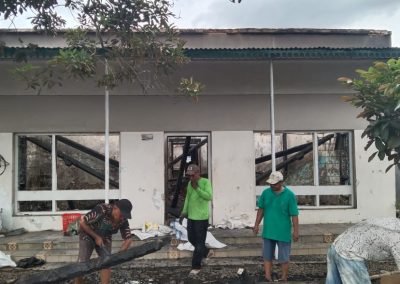 Bersih-Bersih (Kerigan) Membantu Korban Rumah Kebakaran