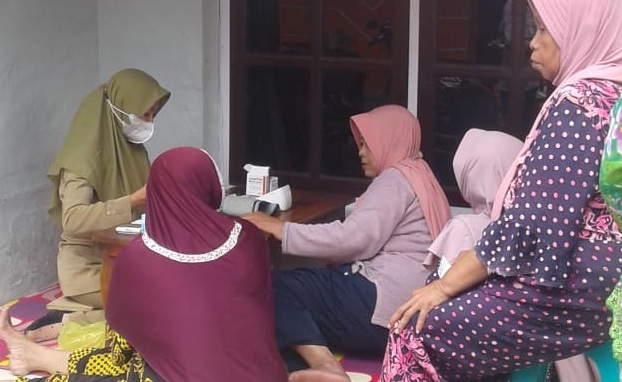 Posbindu Lansia RT 01 dan RT 02 Desa Gondang