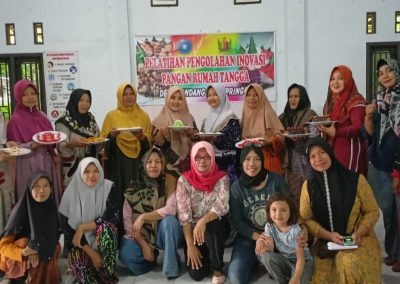 Pelatihan Ibu – Ibu PKK Desa Gondang