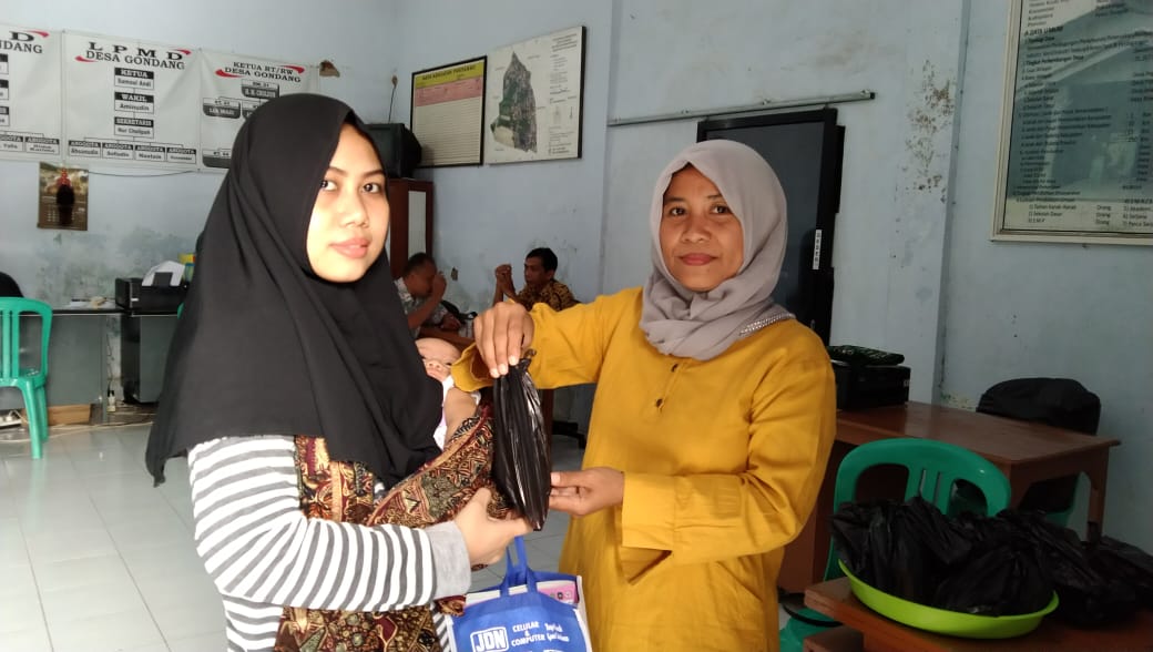 POSYANDU Balita dan Ibu Hamil RT 06 Desa Gondang